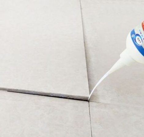灵宝瓷砖空鼓维修公司分享卫生间瓷砖脱落的原因可能有以下几点
